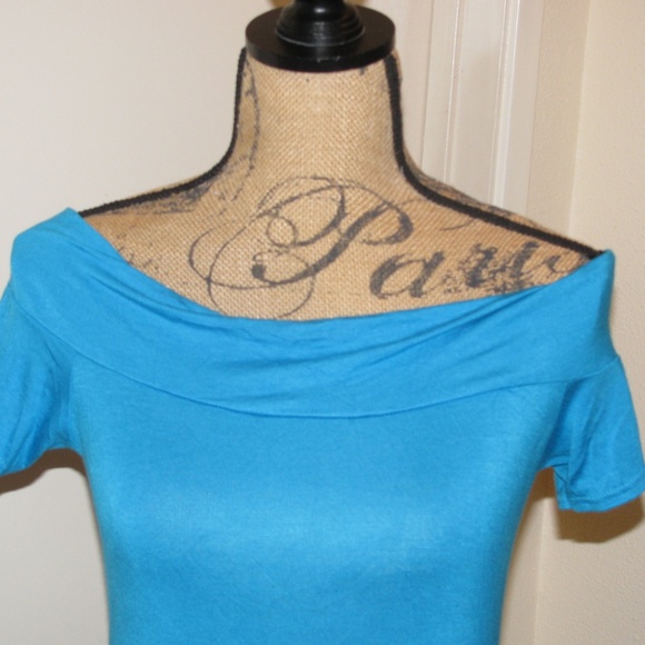 Simple Midi Dress - Picture 3 of 7